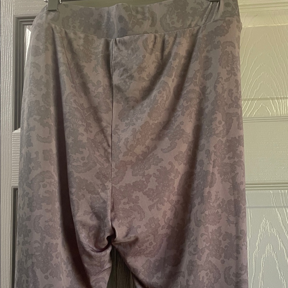 NWT Torrid Black Flared Mesh Pants - Picture 6 of 9